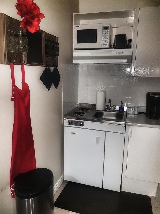 1-Bedroom Cozy Suite #23 By Amazing Property Rentals Гатино Экстерьер фото